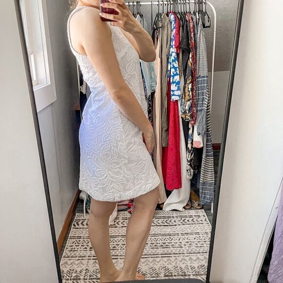 Lilly Pulitzer Marquette Shift Dress in Resort White Wildflower S - Picture 3 of 12